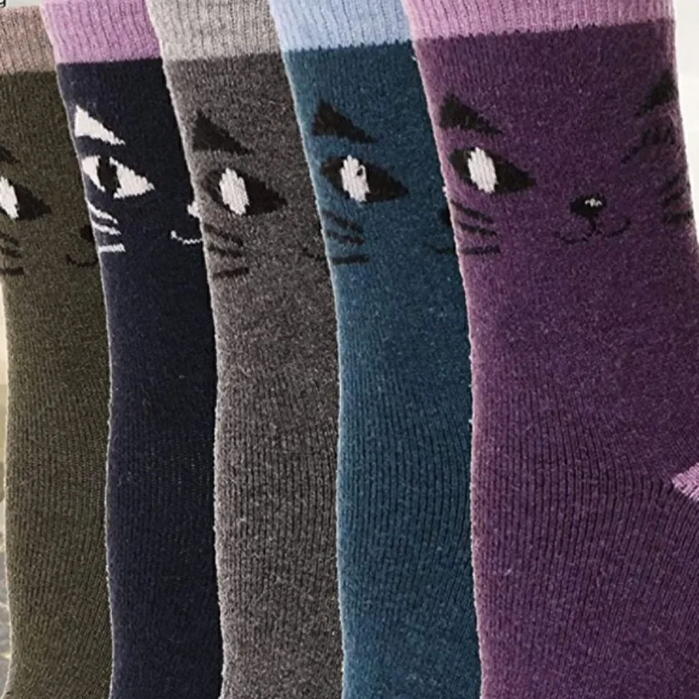 Winky cat socks